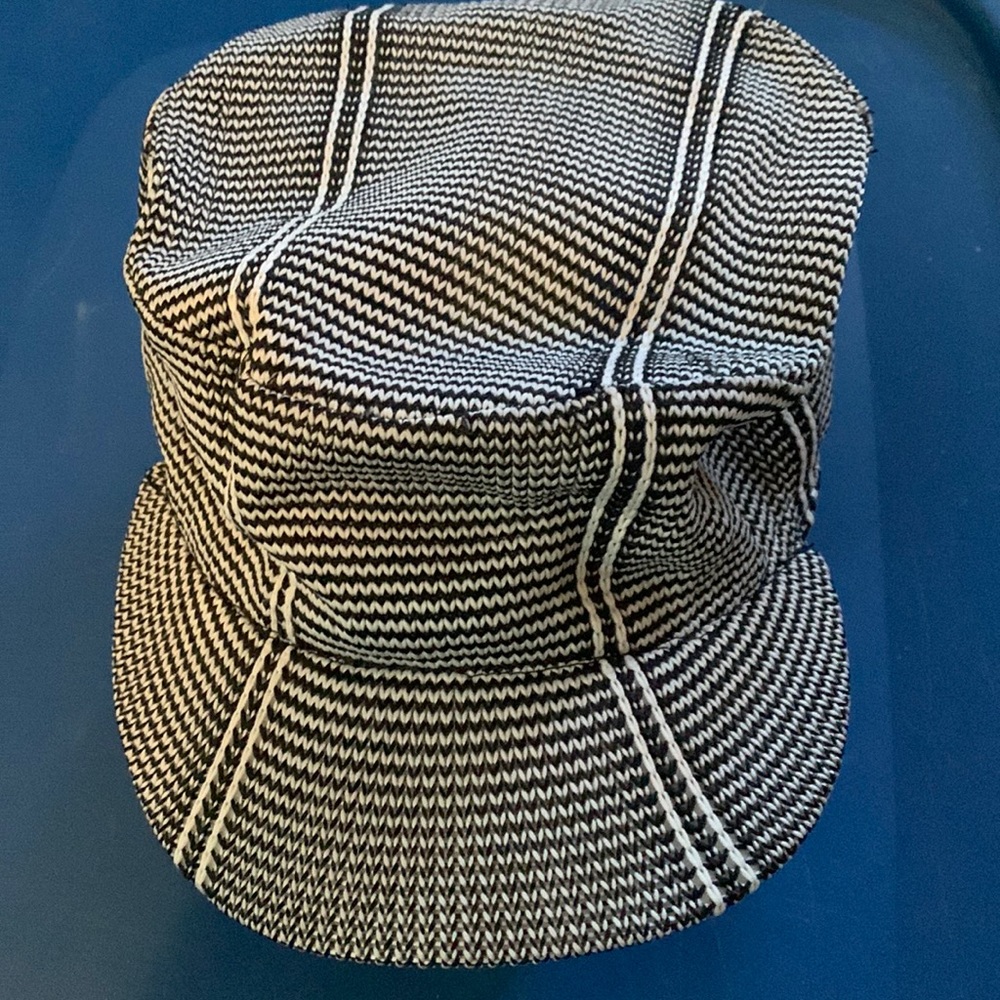 Retro mesh cap by Dalook